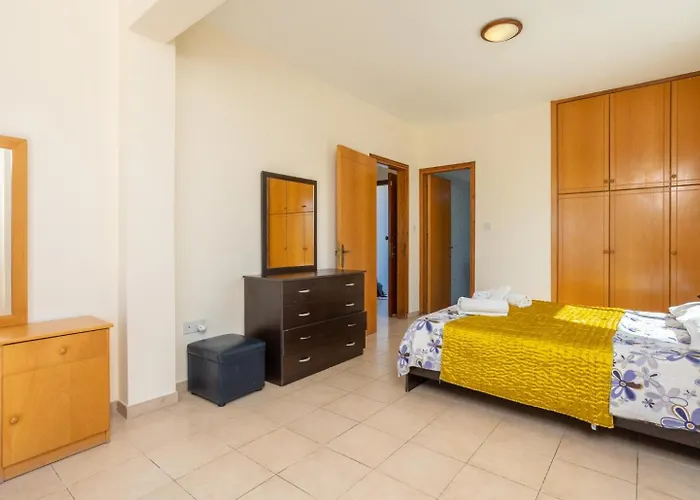 Blue Bay Dimitris * Mavroli